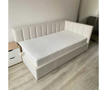 Белая кровать Сильвия с подъемным механизмом